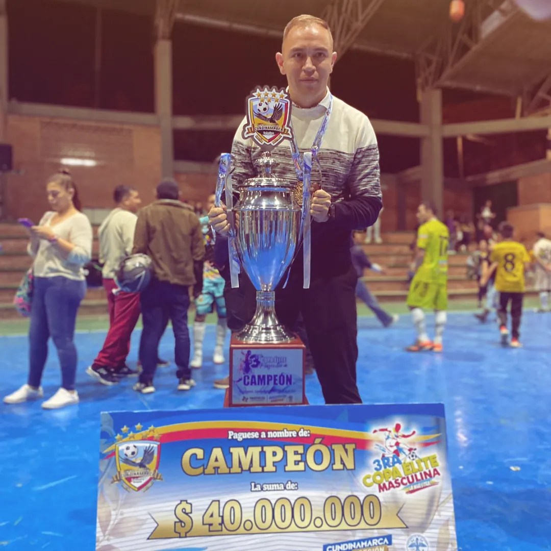 PERFIL DE CRISTIAN BAQUERO, TÉCNICO DE TUSA FSC